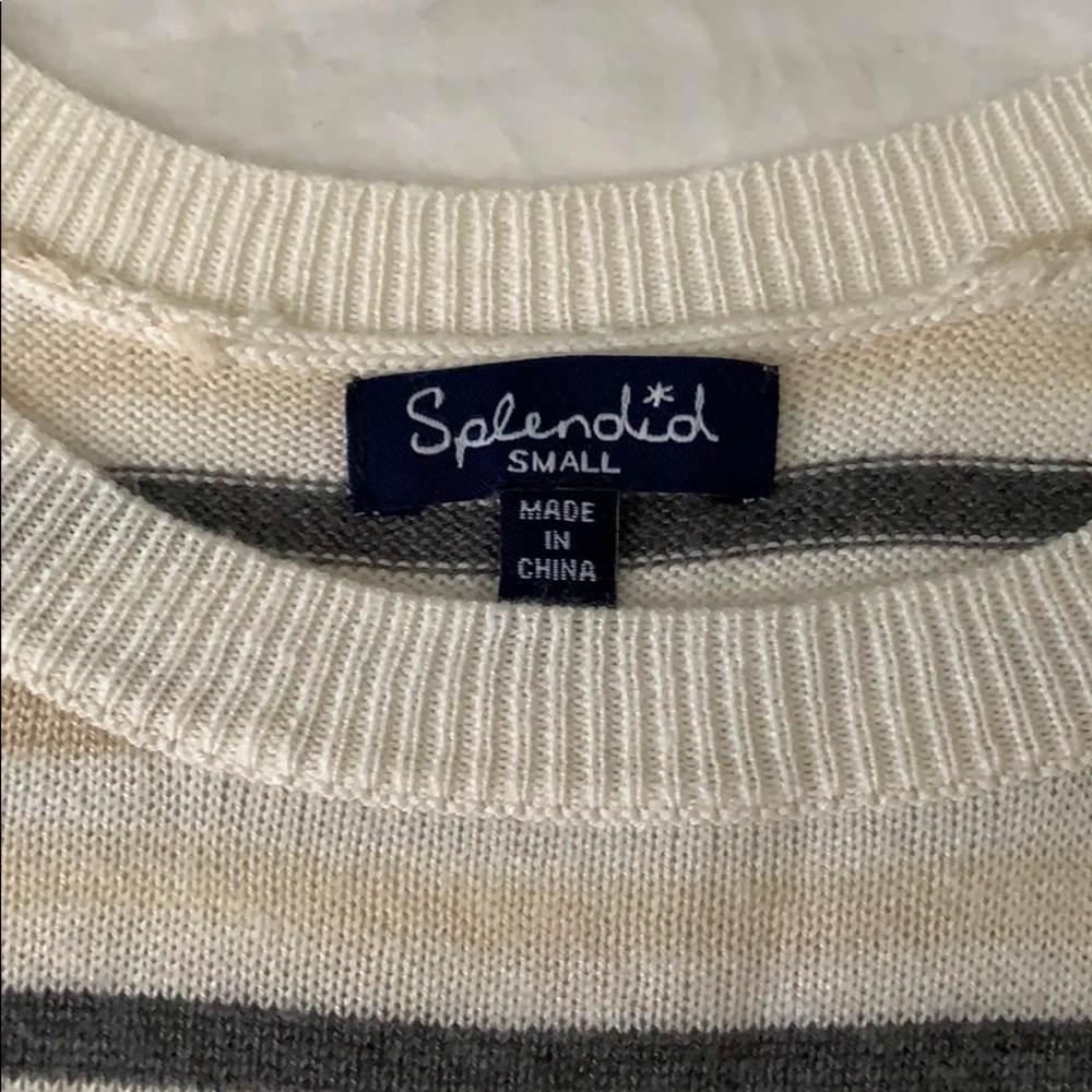 Splendid Sweater - Picture 2 of 4